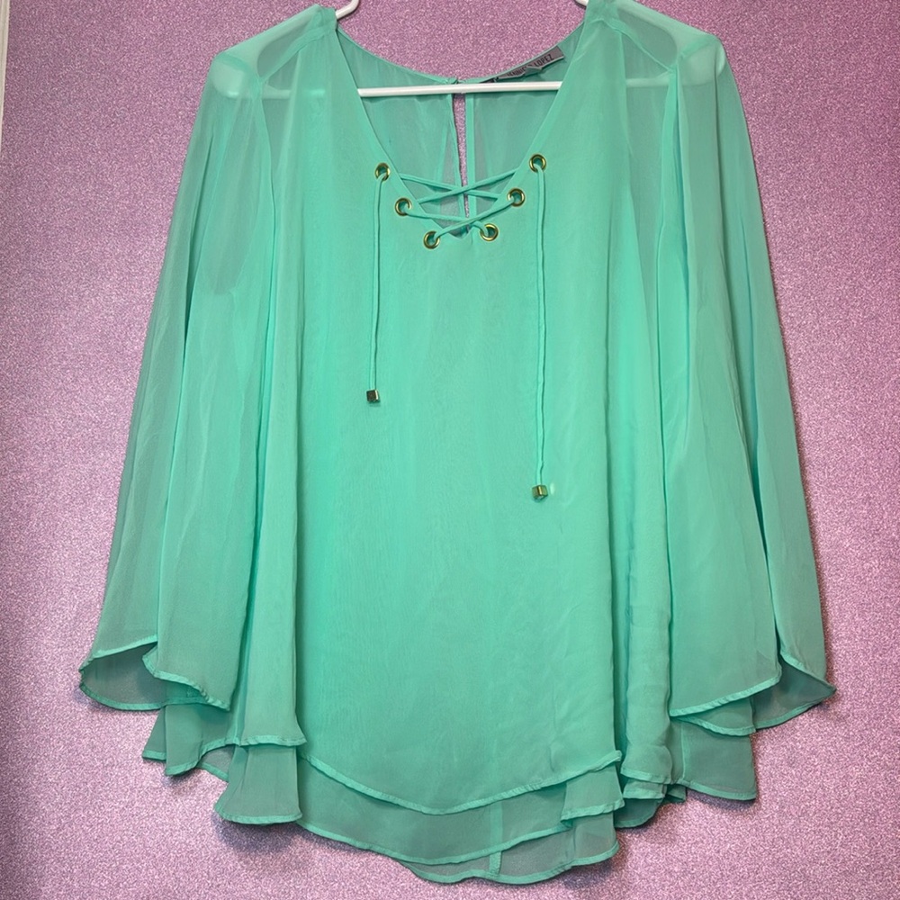 Woman’s blouse